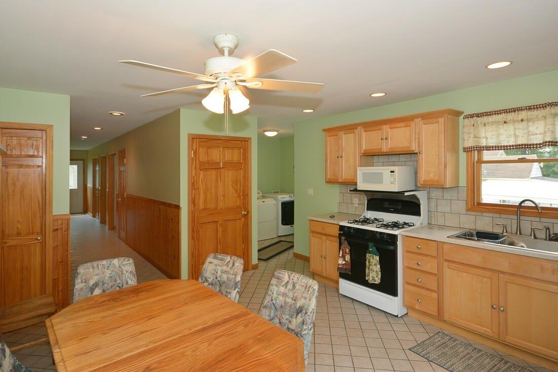 E Bitely St, Lawton, MI 49065