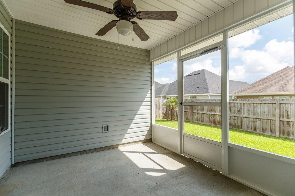 Shadow Garden Dr, Hahira, GA 31632