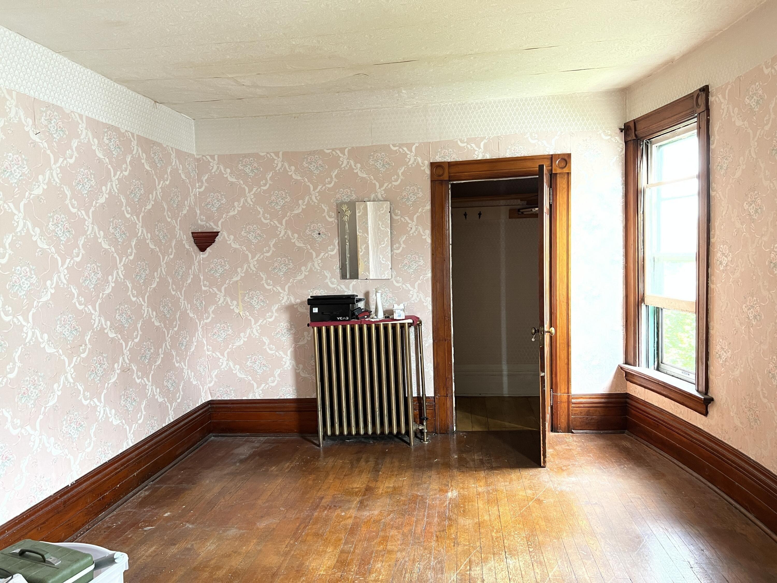 Peck St, Sault Sainte Marie, MI 49783