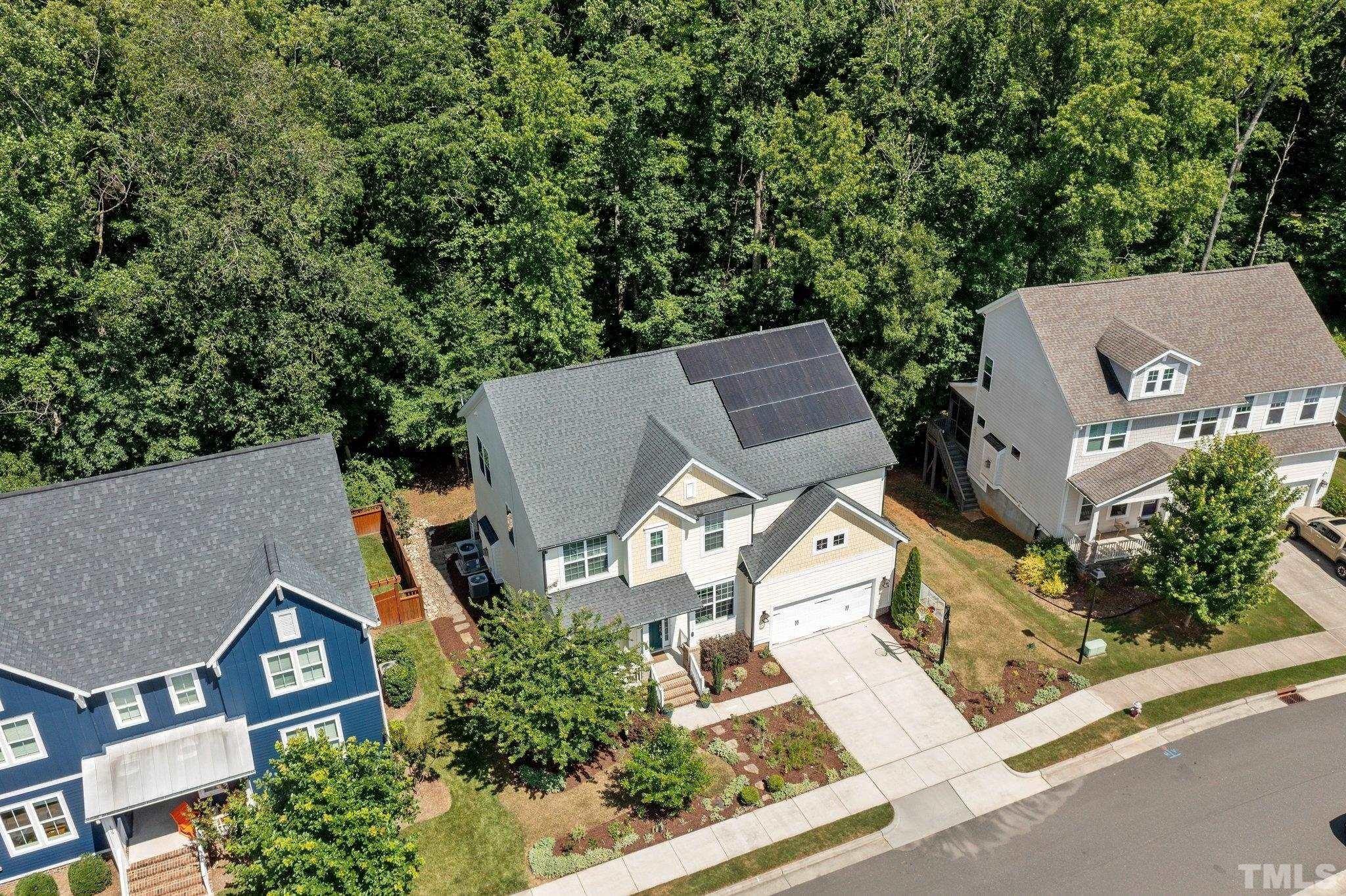 Larkin Ln, Chapel Hill, NC 27516