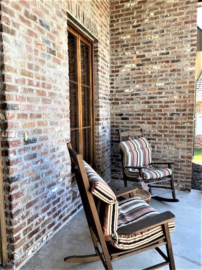 Hedges Plantation Pl, Natchez, MS 39120