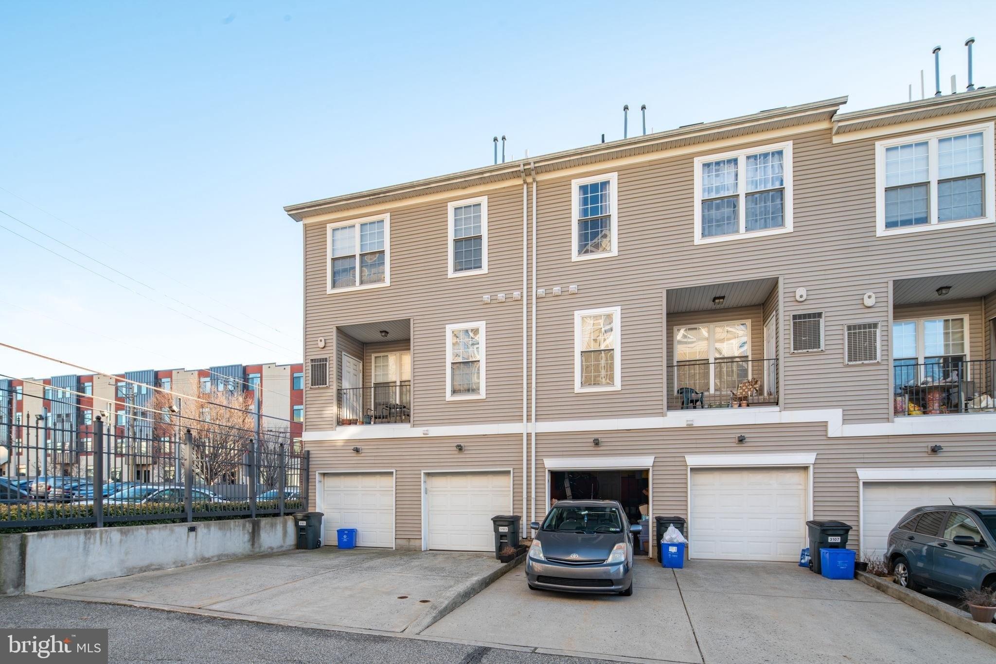 W Thompson St, Philadelphia, PA 19121
