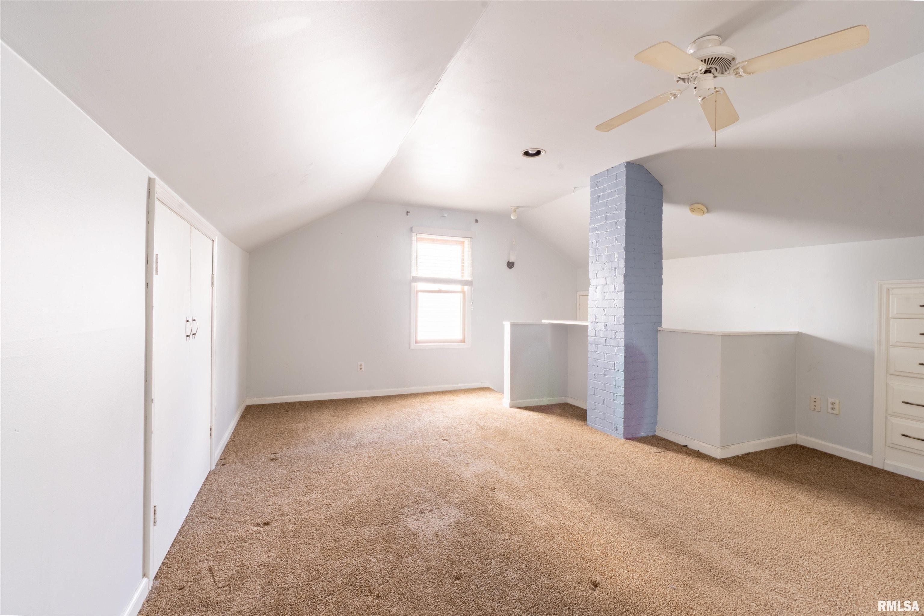 W Hudson St, Peoria, IL 61604