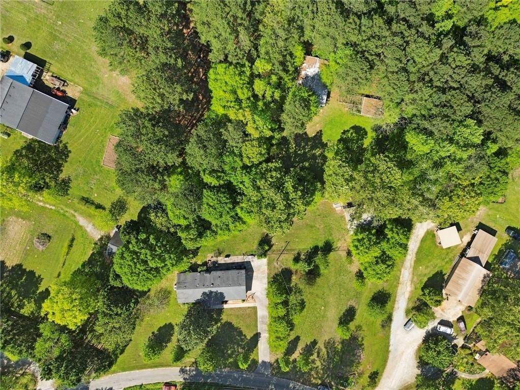 Donna Ln, Loganville, GA 30052