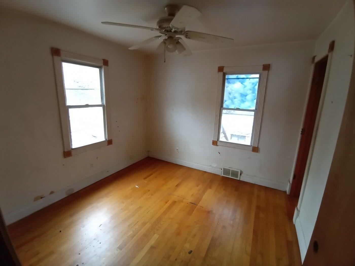 S Hudson St, Westmont, IL 60559