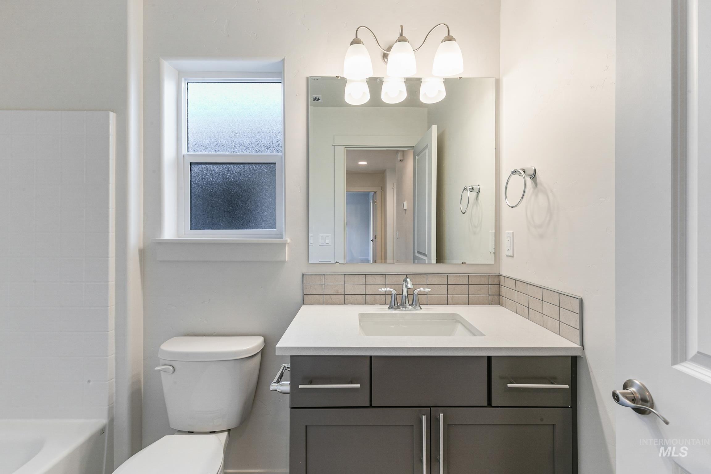 W Arnold Rd, Boise, ID 83714