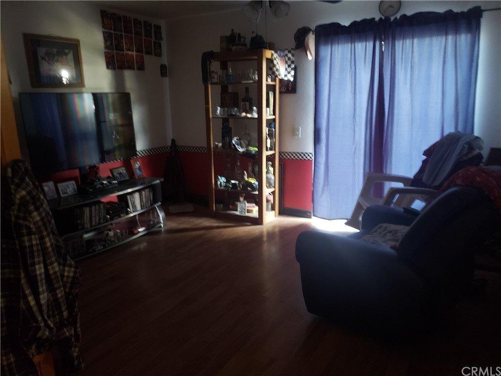 Whitewood Ct, Fontana, CA 92335