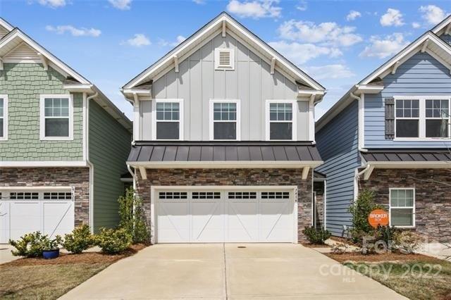 Hartsfield Dr, Lancaster, SC 29720