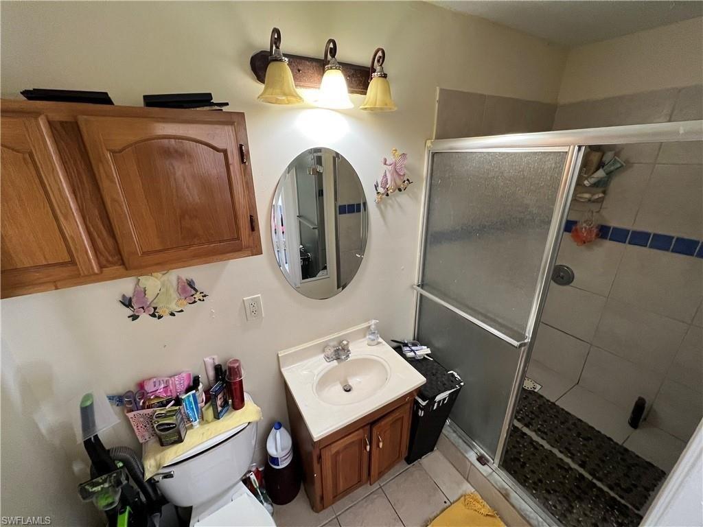 3rd St, Fort Myers, FL 33905