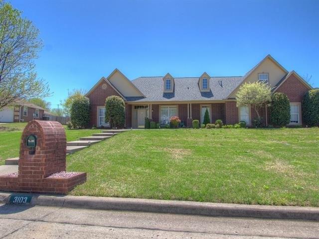 Callaway Dr, Claremore, OK 74019