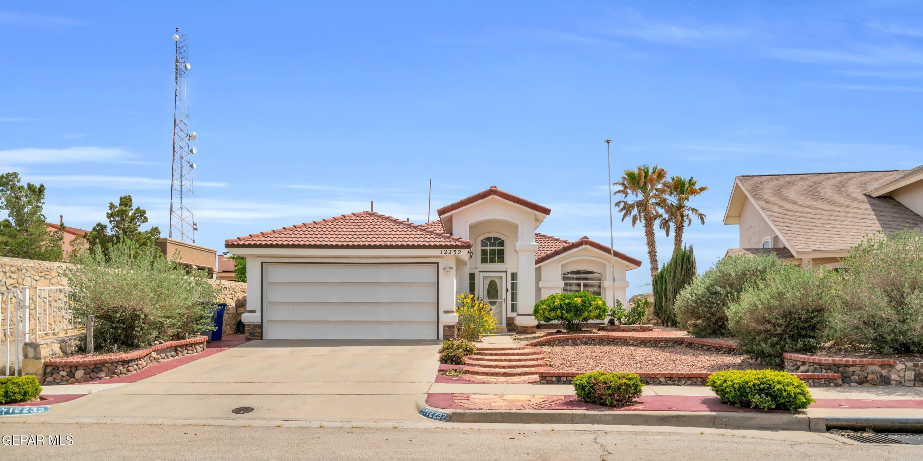 Riane Chantee Dr, El Paso, TX 79936