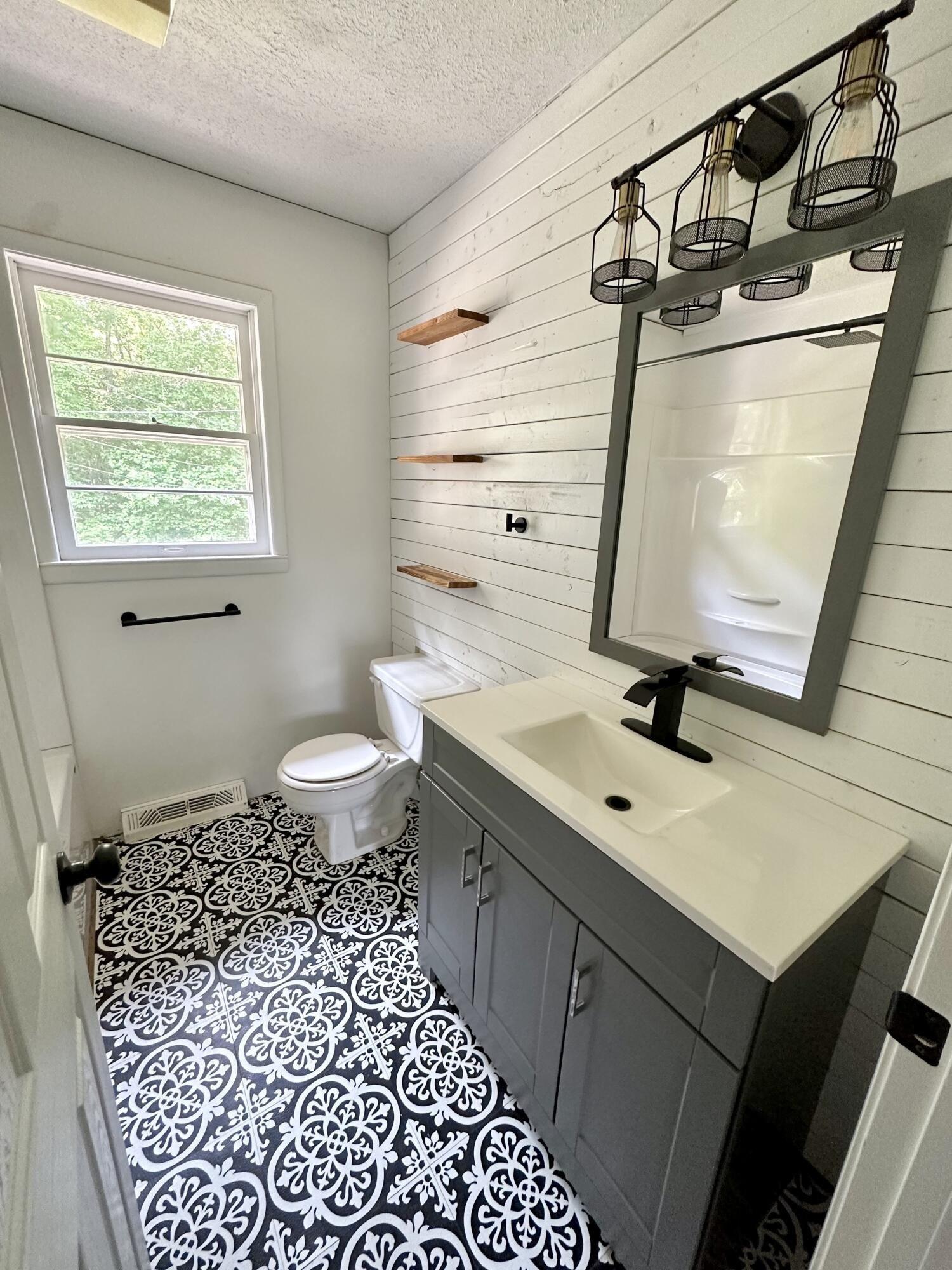 State Garage Rd, Stearns, KY 42647