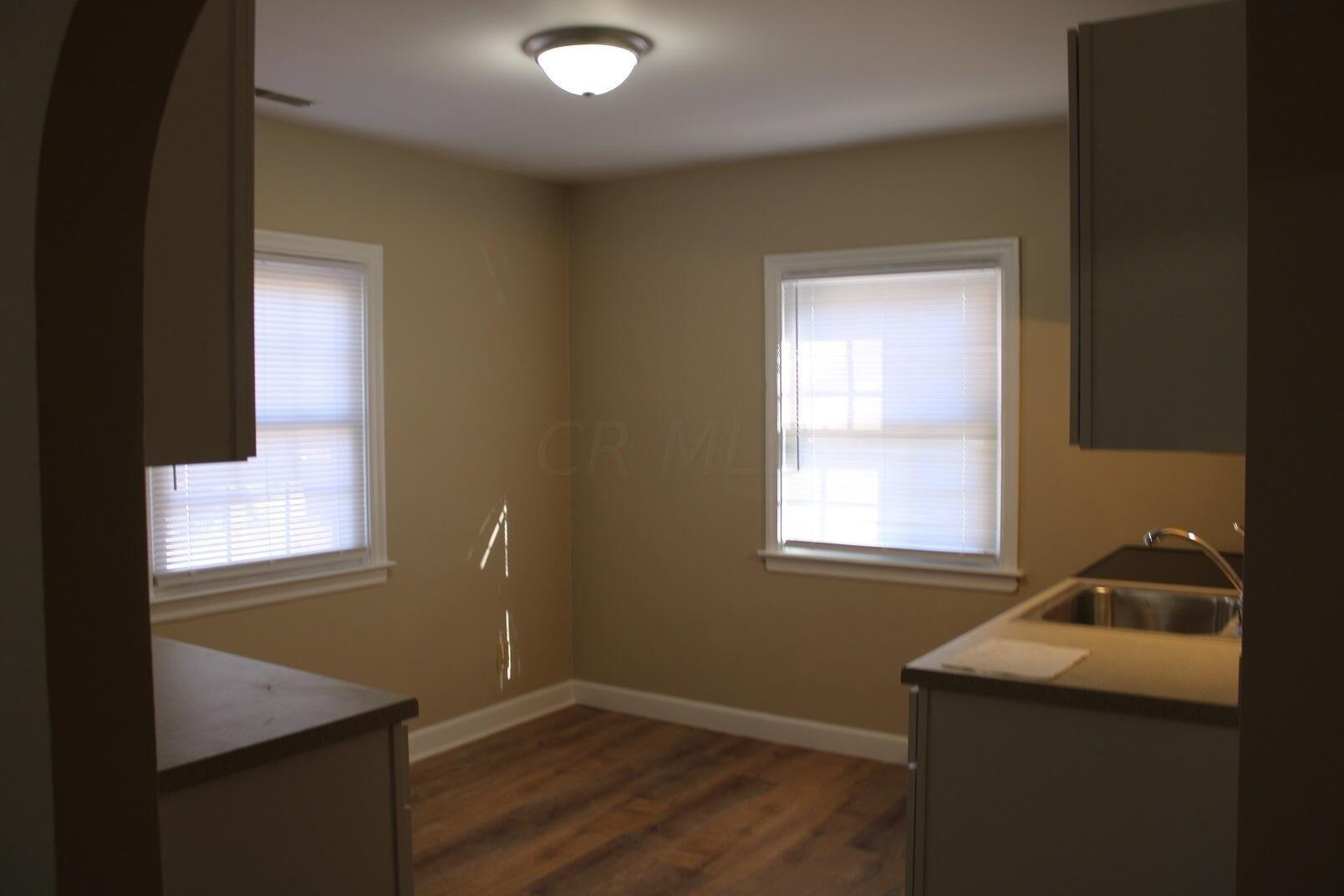 Elmore Ave, Columbus, OH 43224