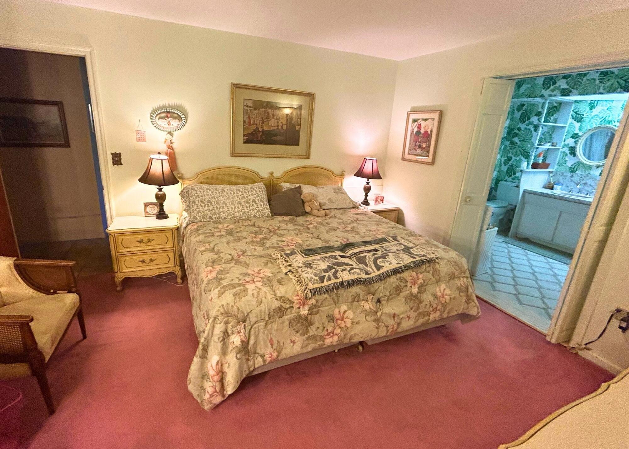 Collier Ave, Lake Worth Beach, FL 33461