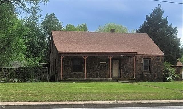 Tuxedo Blvd, Bartlesville, OK 74006
