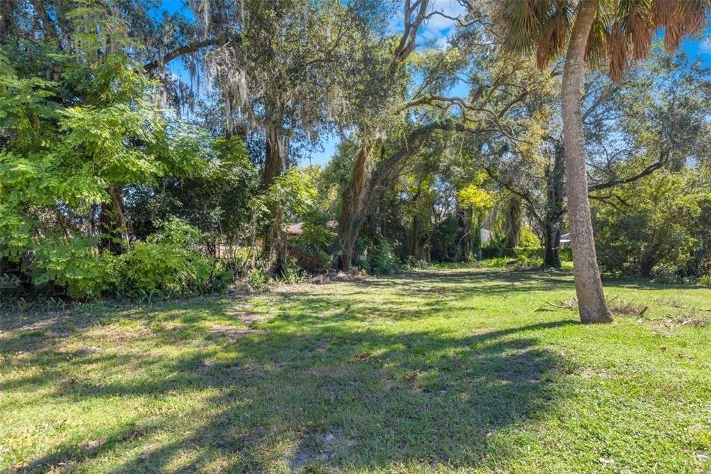 E Hanna Ave, Tampa, FL 33604