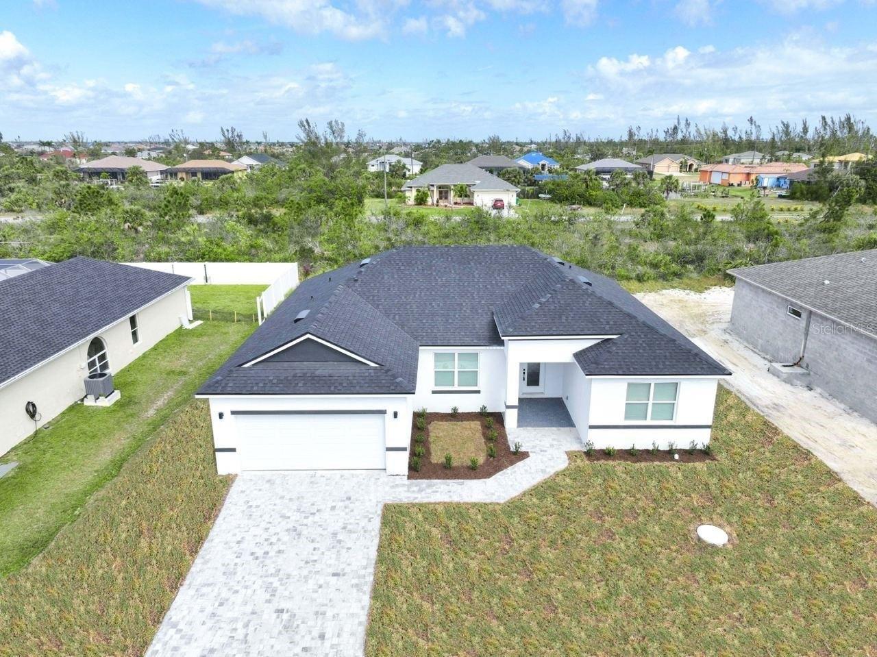 E Chapel Dr, Deltona, FL 32738