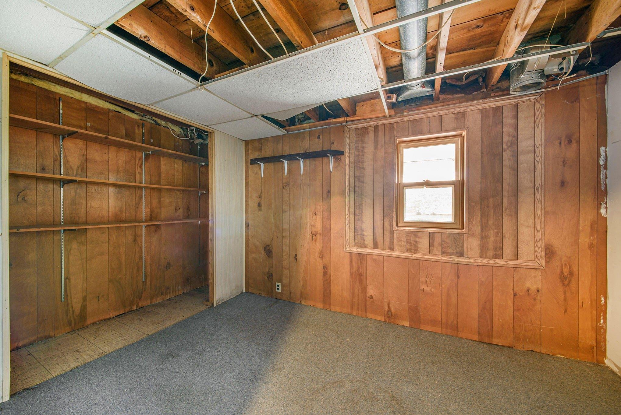 E Almy Rd, Vestaburg, MI 48891