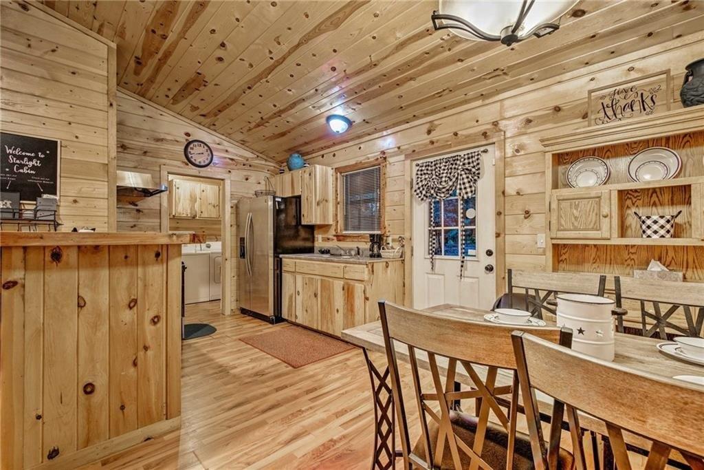 Canoe Rd, Broken Bow, OK 74728