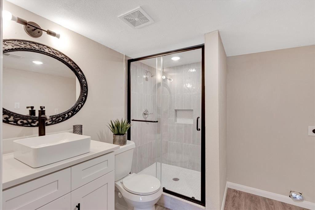 Wayne St, Denton, TX 76209