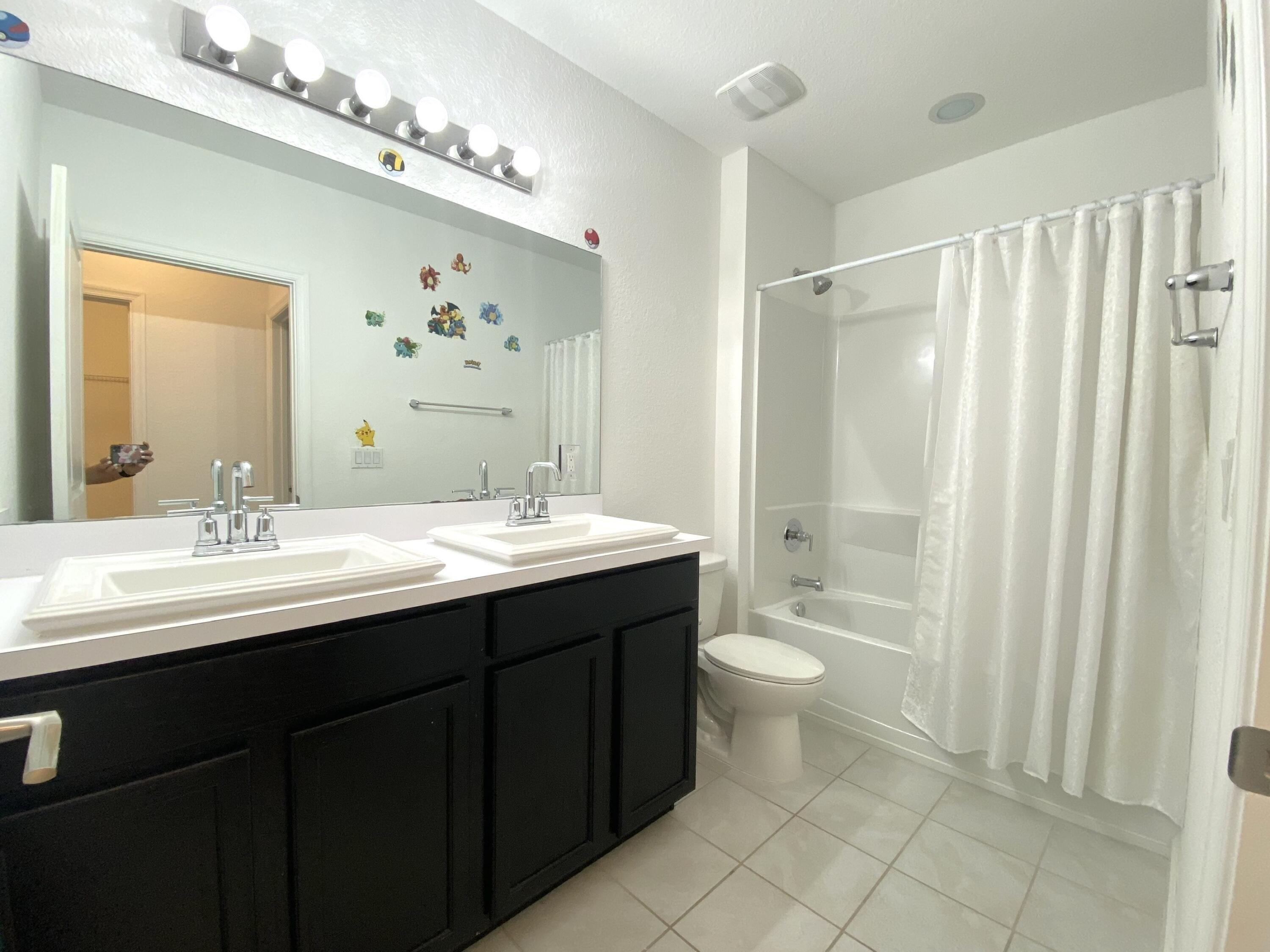 Whitney Park Ln, Greenacres, FL 33463