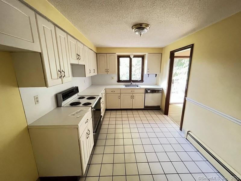 Burnham St, East Hartford, CT 06108