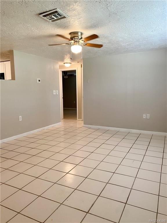 N Davis St, Beverly Hills, FL 34465