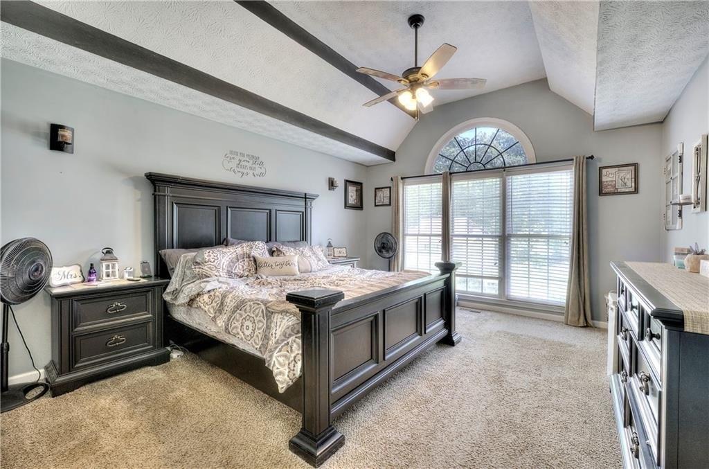 Sterling Dr, Powder Springs, GA 30127
