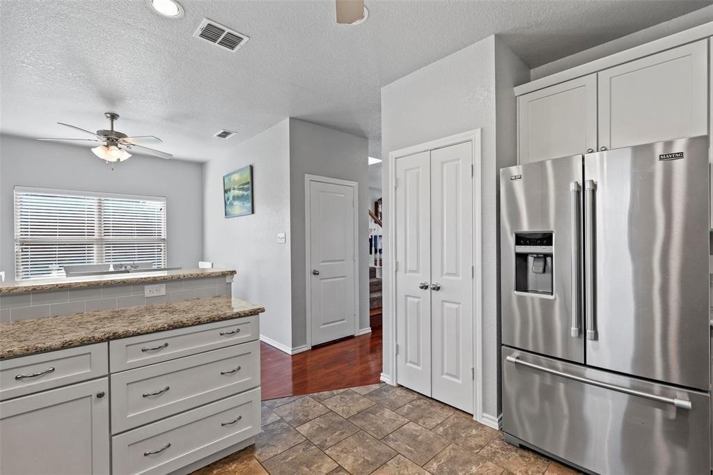 Lakeside Dr, Bluff Dale, TX 76433