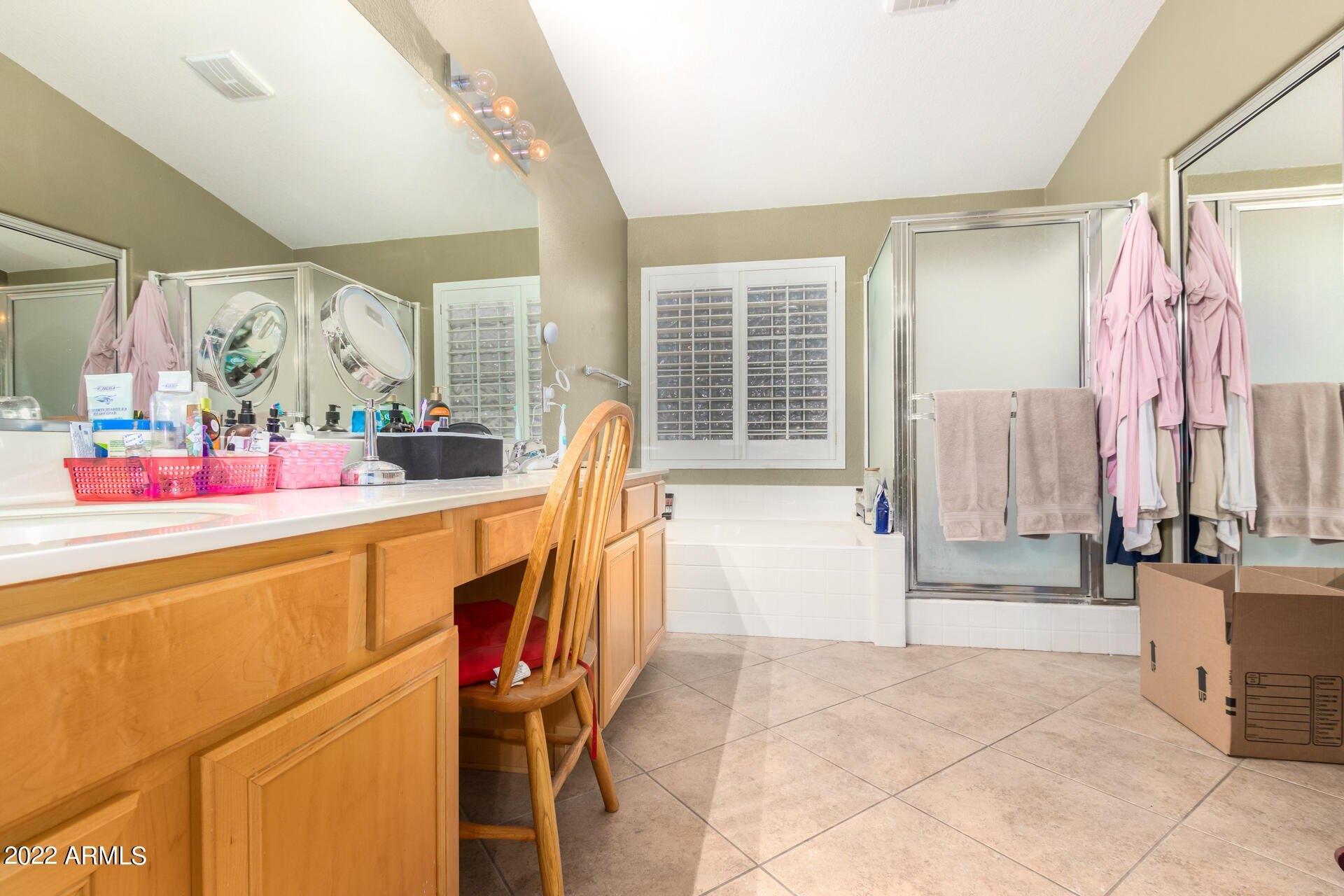 W Robin Ln, Peoria, AZ 85383