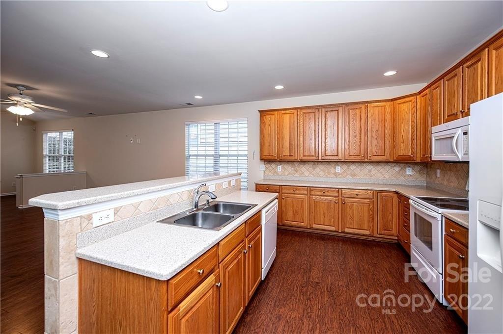 Garnet Ct, Fort Mill, SC 29708