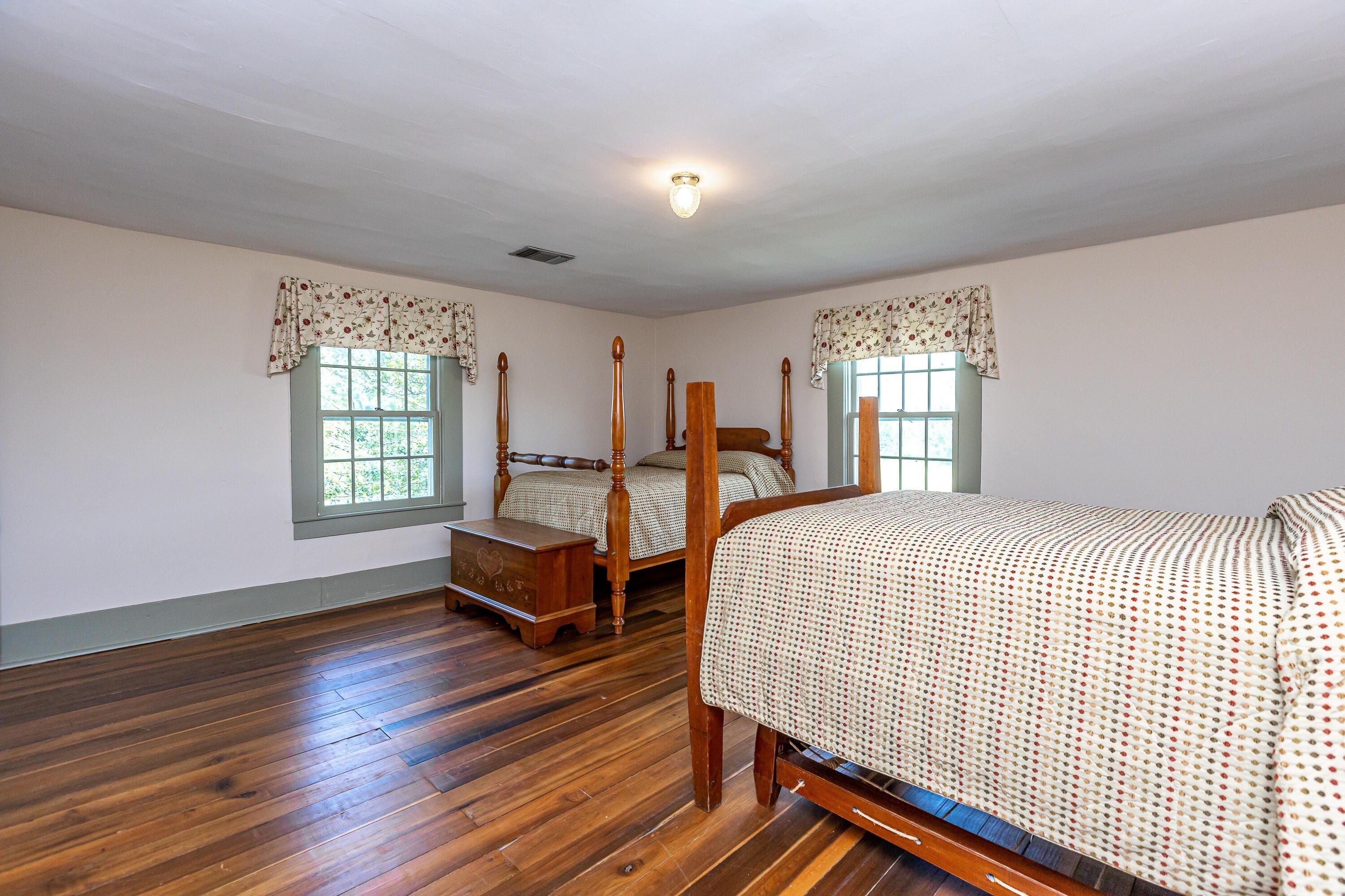 Perryville Rd, Harrodsburg, KY 40330
