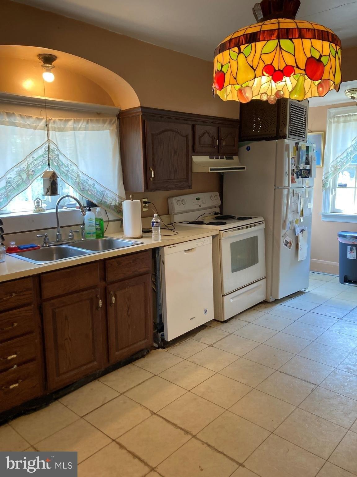 Taylor Ave, Parkville, MD 21234