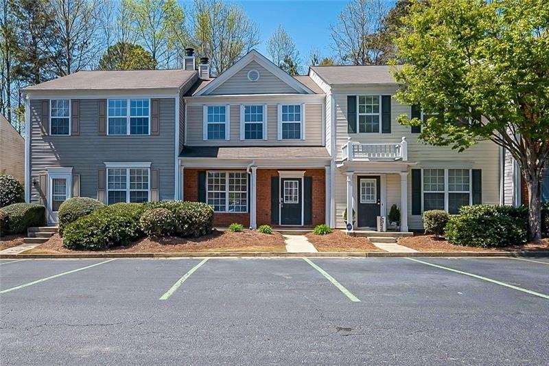 Ashleigh Ln, Alpharetta, GA 30004