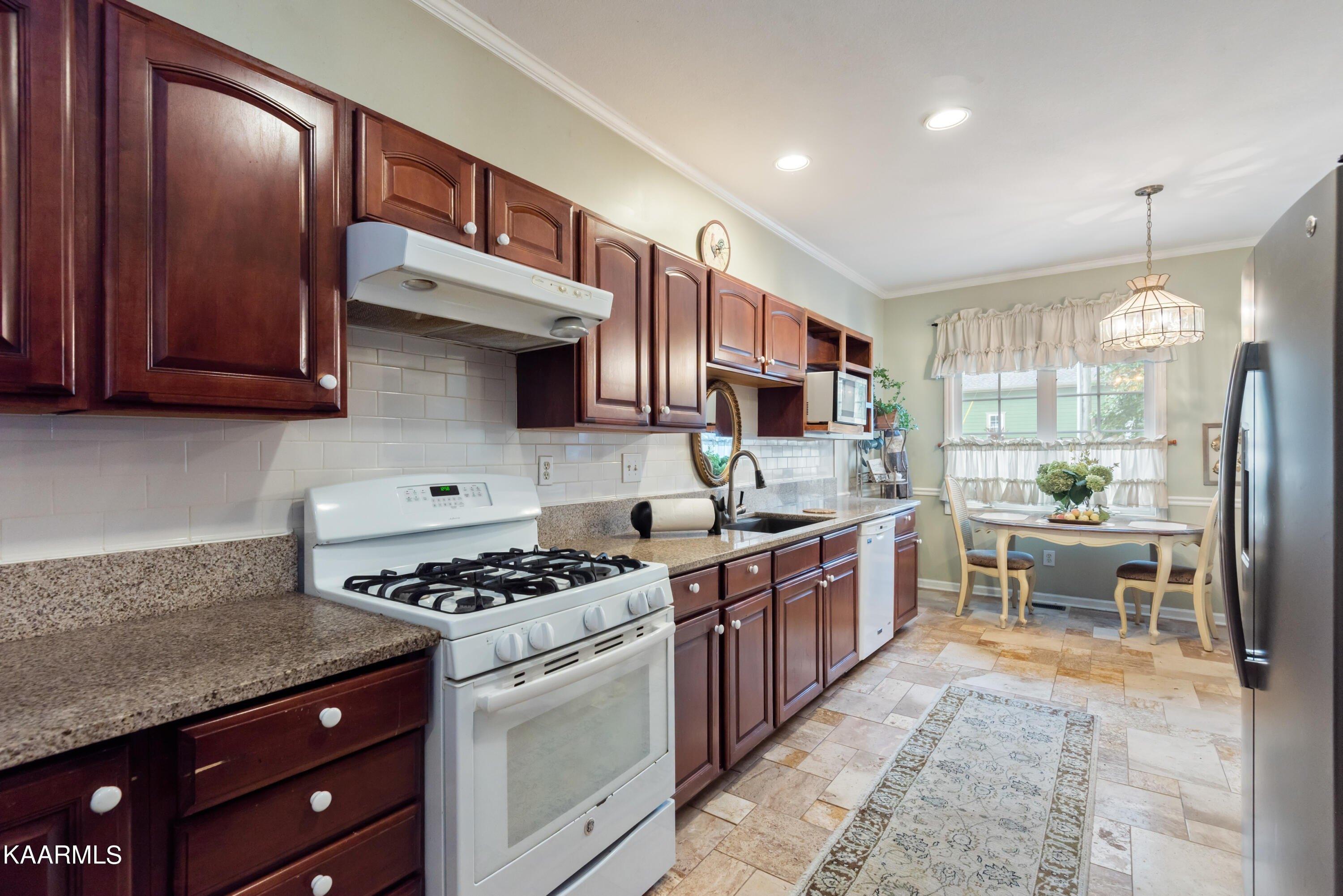 Overlook Rd, Lenoir City, TN 37771