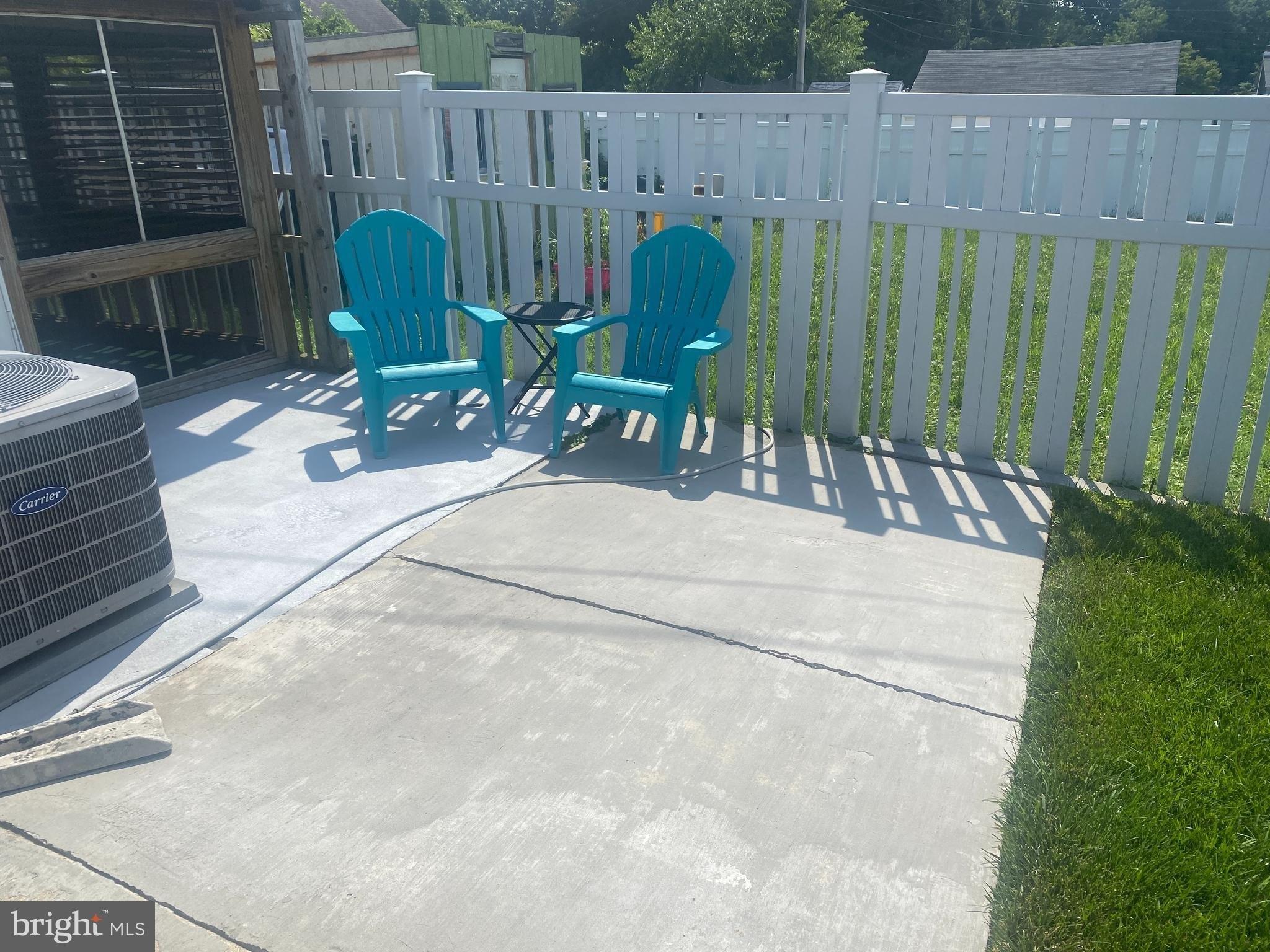 W 11th Ave, Brooklyn, MD 21225