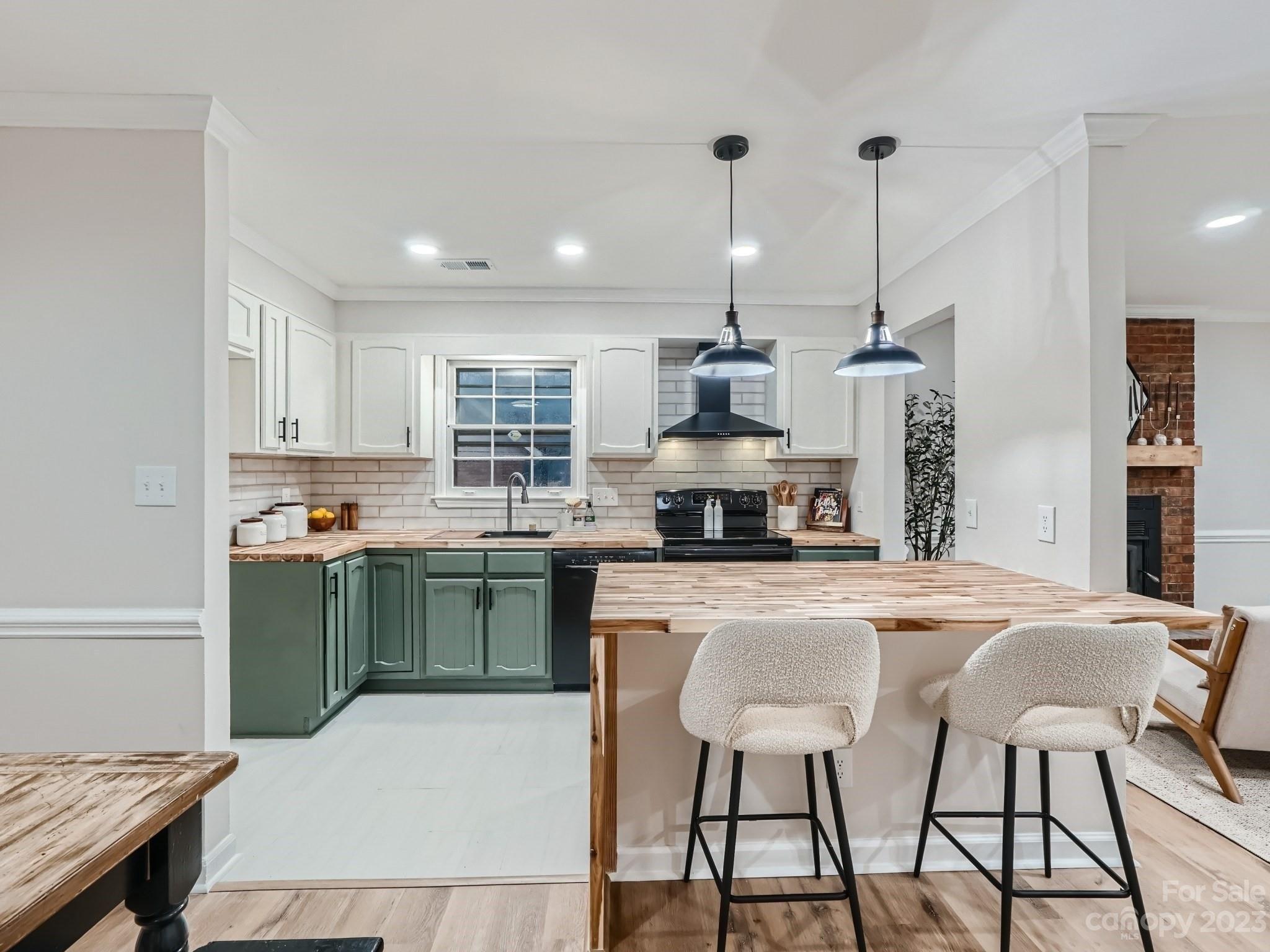 Spring Branch Ct, Charlotte, NC 28227