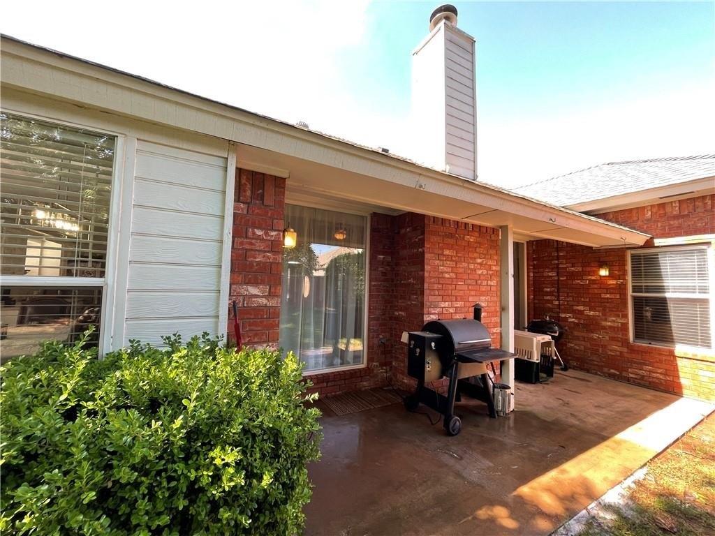 Se 1st St, Moore, OK 73160