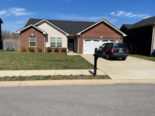 Coronado Dr, Clarksville, TN 37042