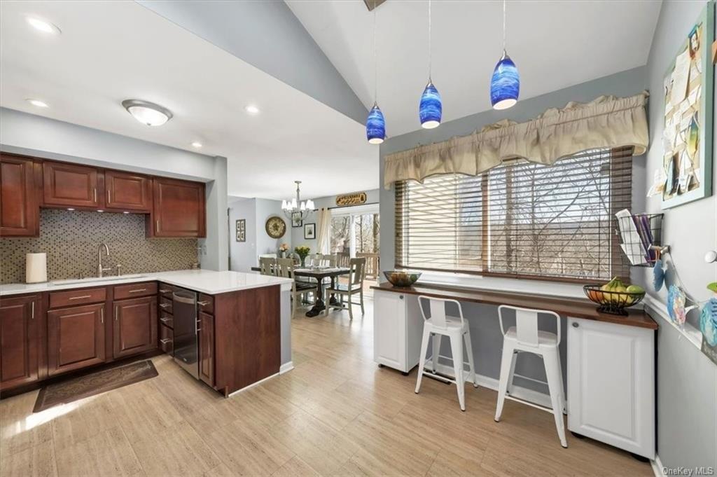 Linden Dr, Highland Mills, NY 10930