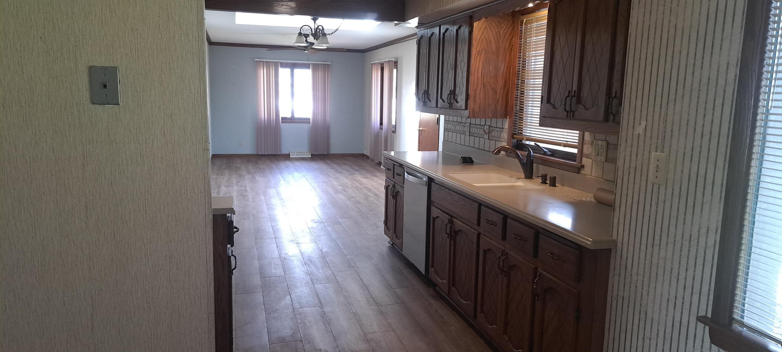 S Austin St, Oak Creek, WI 53154