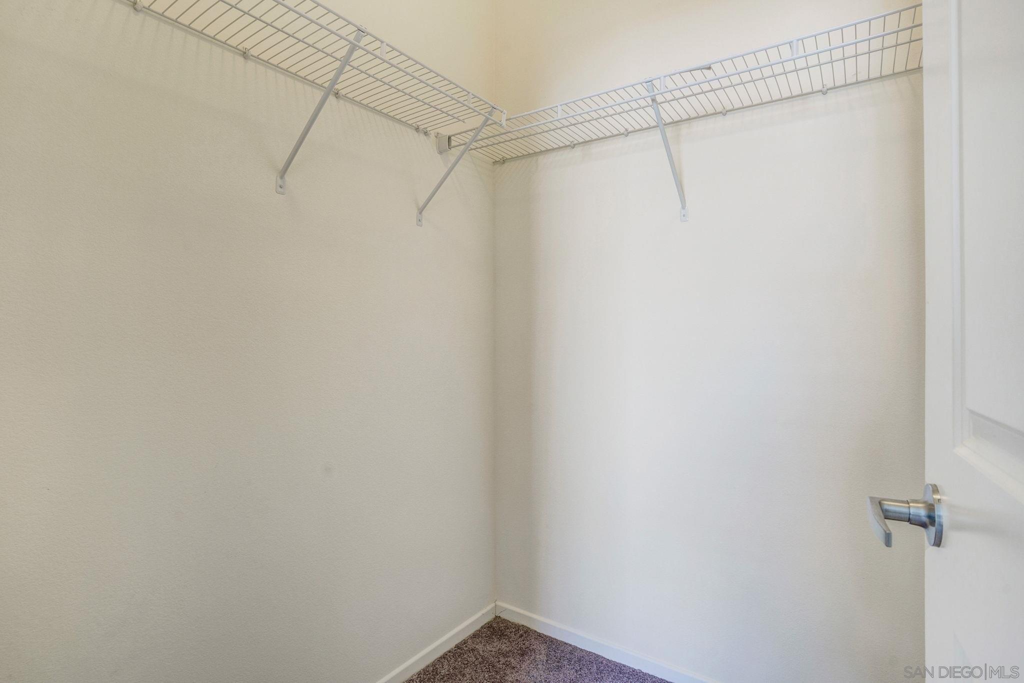 San Roberto, San Diego, CA 92154