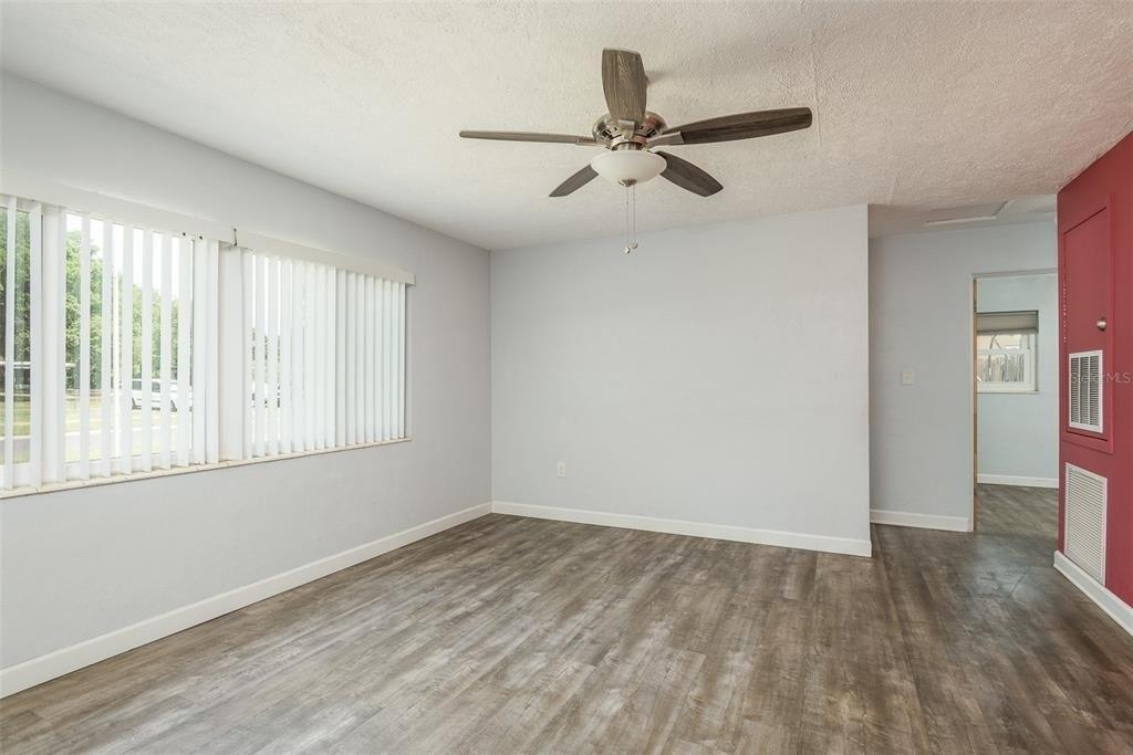 94th St, Seminole, FL 33777
