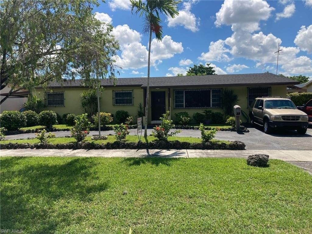 Sw 32nd St, Miami, FL 33165