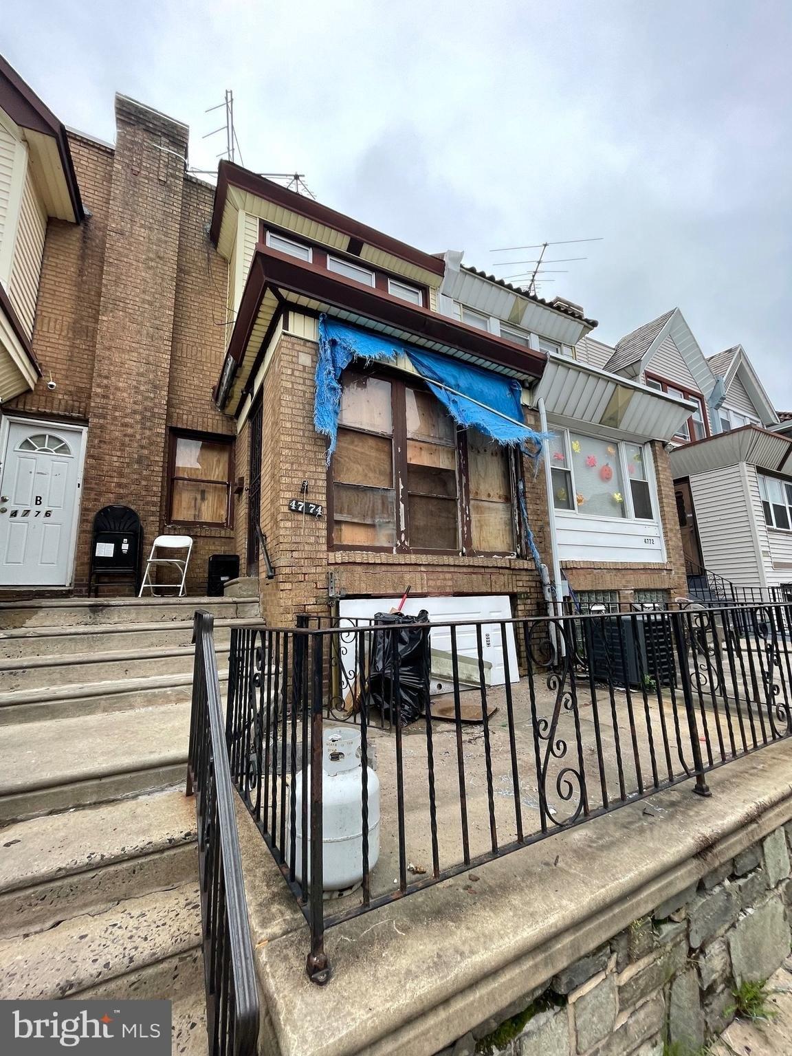 Loring St, Philadelphia, PA 19136