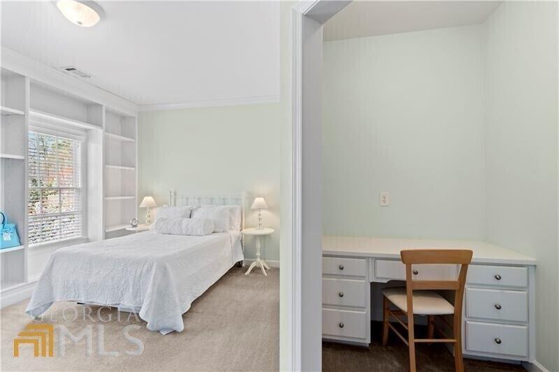 Meadow King Way, Alpharetta, GA 30004