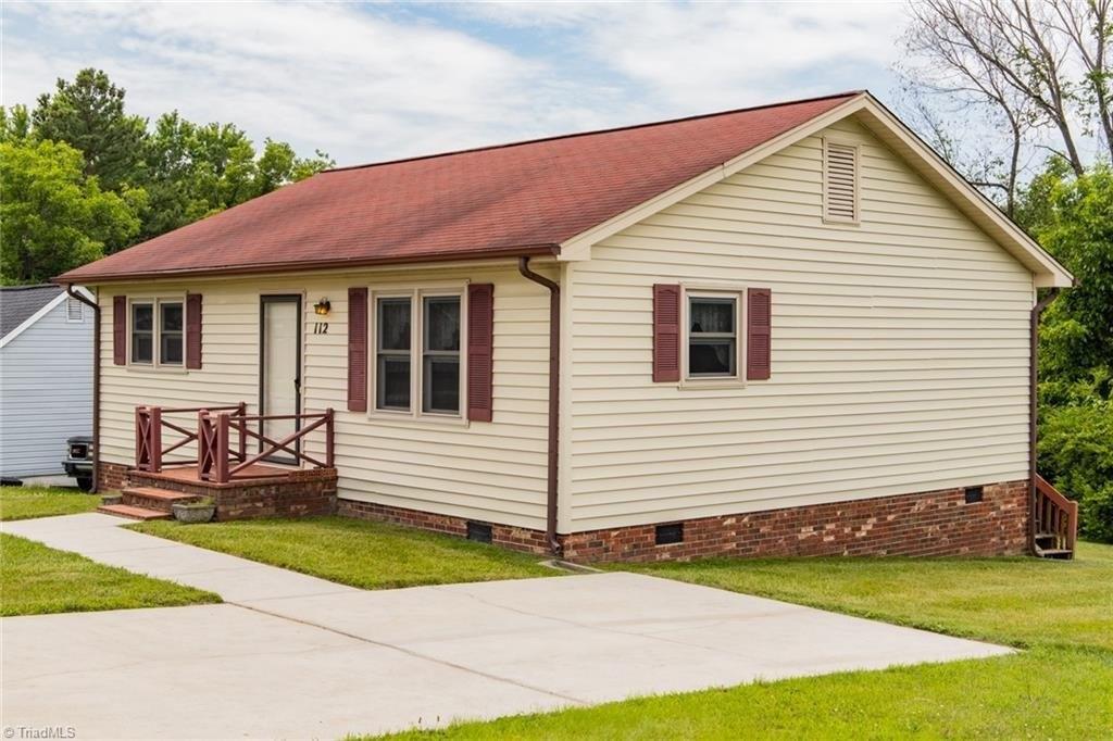 Goforth Dr, Thomasville, NC 27360