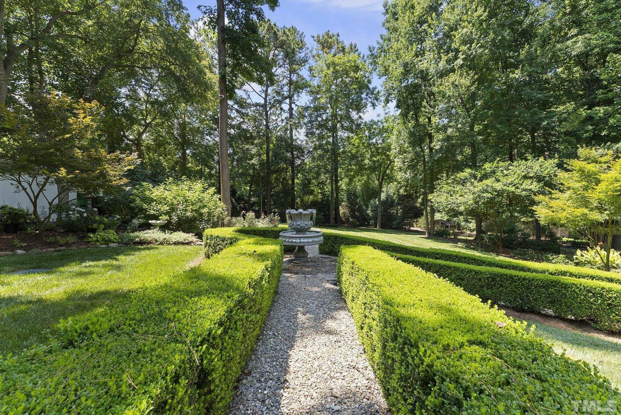 Henny Pl, Raleigh, NC 27614