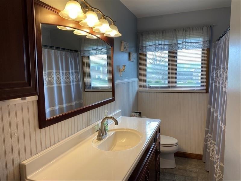 W Meyer Ave, New Castle, PA 16105