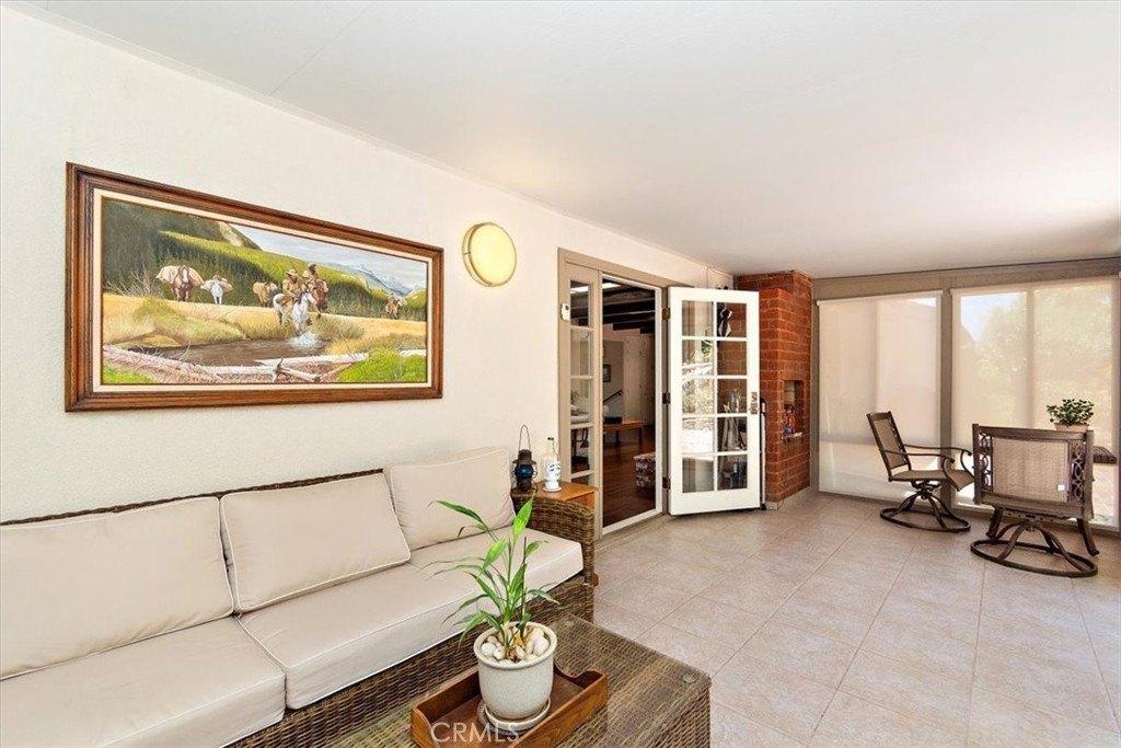 E 25th St, Upland, CA 91784